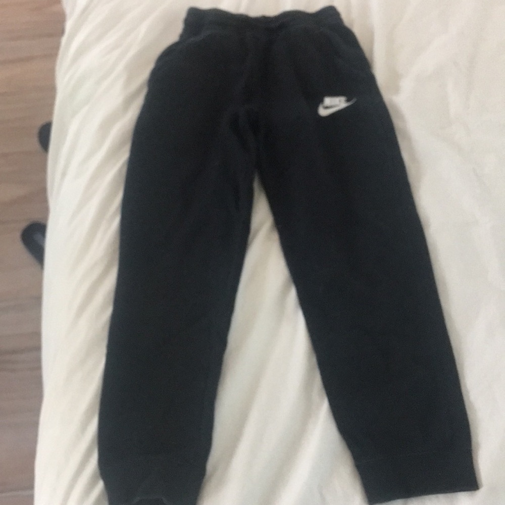 Black nike sweatpants